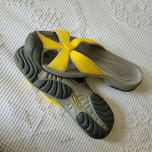 Keen hiking, water sandals , women's sz 9